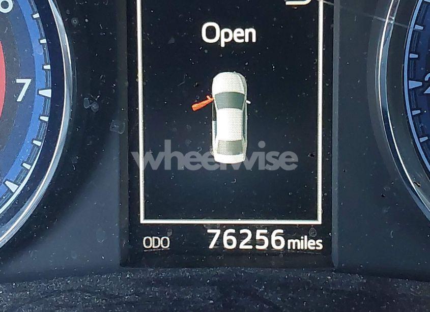 Photo 15 of 2017 Toyota Corolla XLE (VIN 2T1BURHE6HC927359)