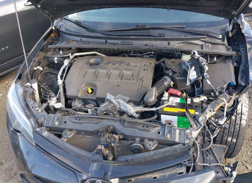 Photo 10 of 2017 Toyota Corolla LE (VIN 2T1BURHE6HC927460)