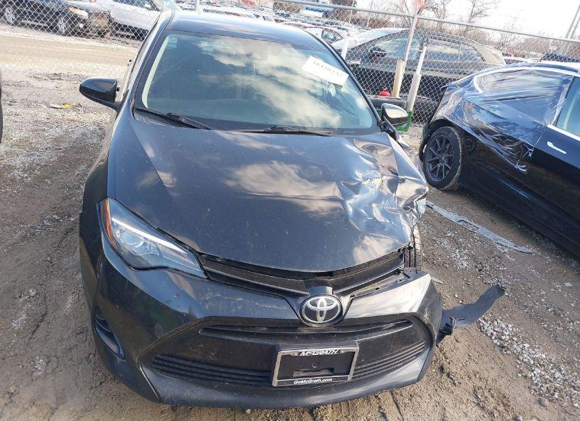 Photo 11 of 2017 Toyota Corolla LE (VIN 2T1BURHE6HC927460)