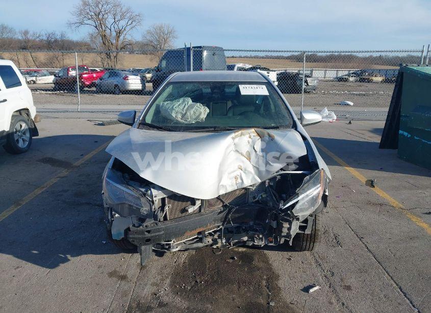 Photo 13 of 2017 Toyota Corolla LE (VIN 2T1BURHE6HC939172)