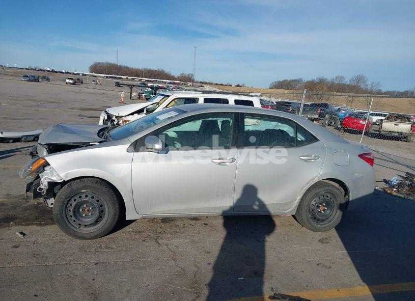 Photo 15 of 2017 Toyota Corolla LE (VIN 2T1BURHE6HC939172)