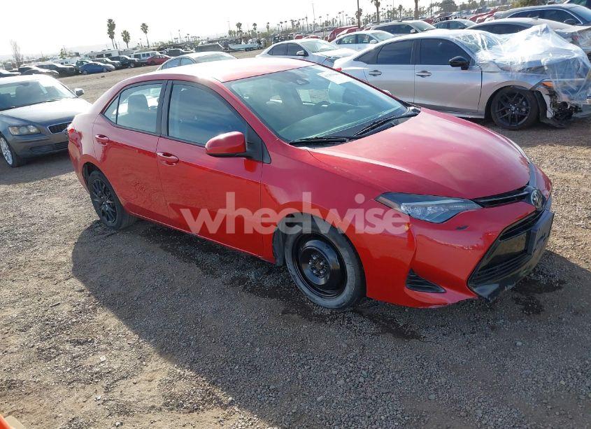 2017 Toyota Corolla LE (VIN 2T1BURHE6HC944355) main photo