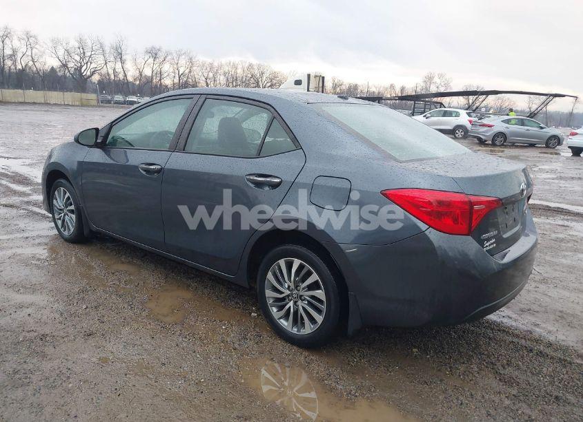 Photo 3 of 2017 Toyota Corolla XLE (VIN 2T1BURHE6HC960216)