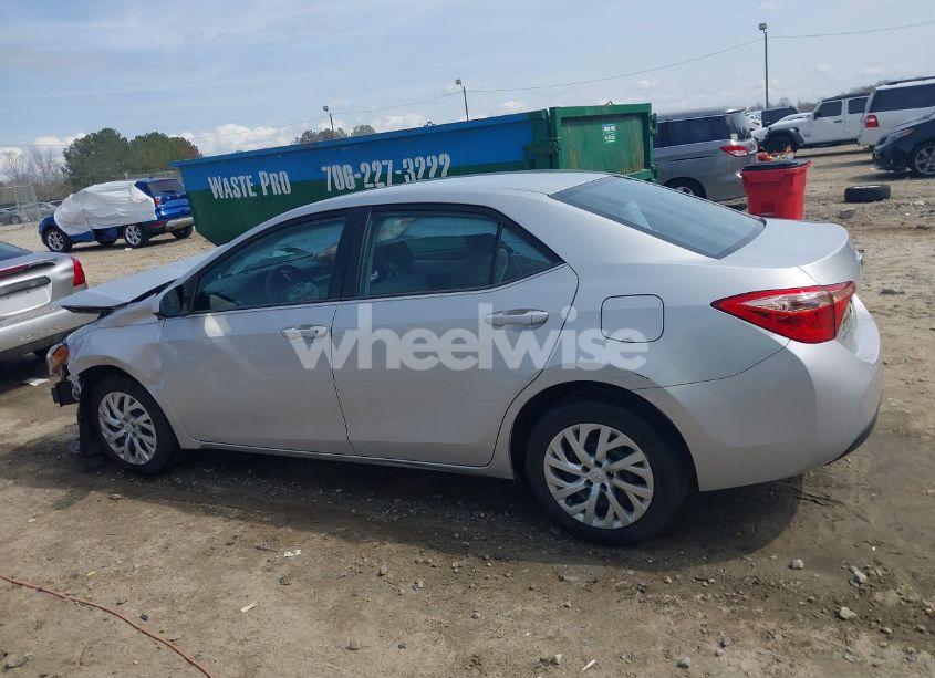 Photo 14 of 2018 Toyota Corolla LE (VIN 2T1BURHE6JC010332)