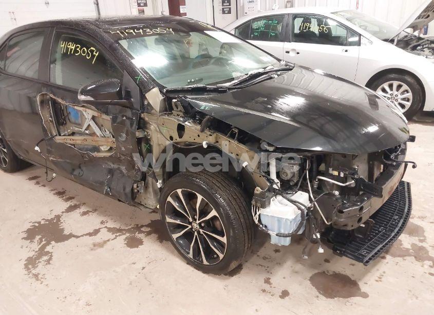 Photo 6 of 2018 Toyota Corolla SE (VIN 2T1BURHE6JC011920)