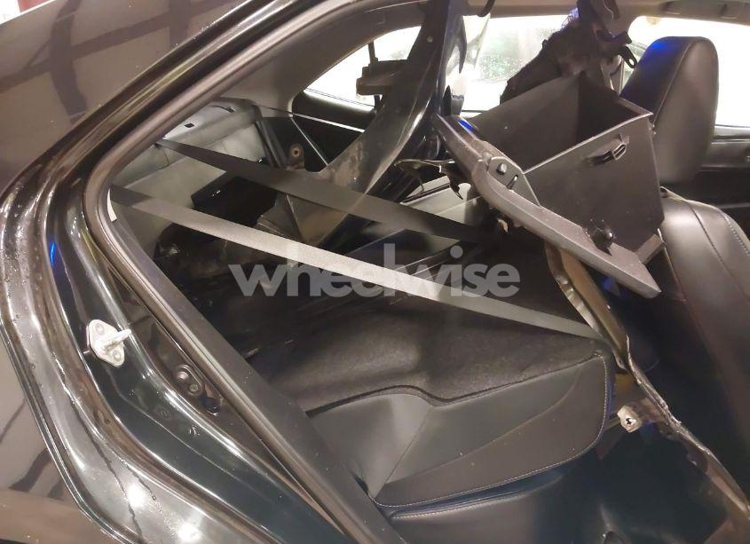 Photo 8 of 2018 Toyota Corolla SE (VIN 2T1BURHE6JC011920)