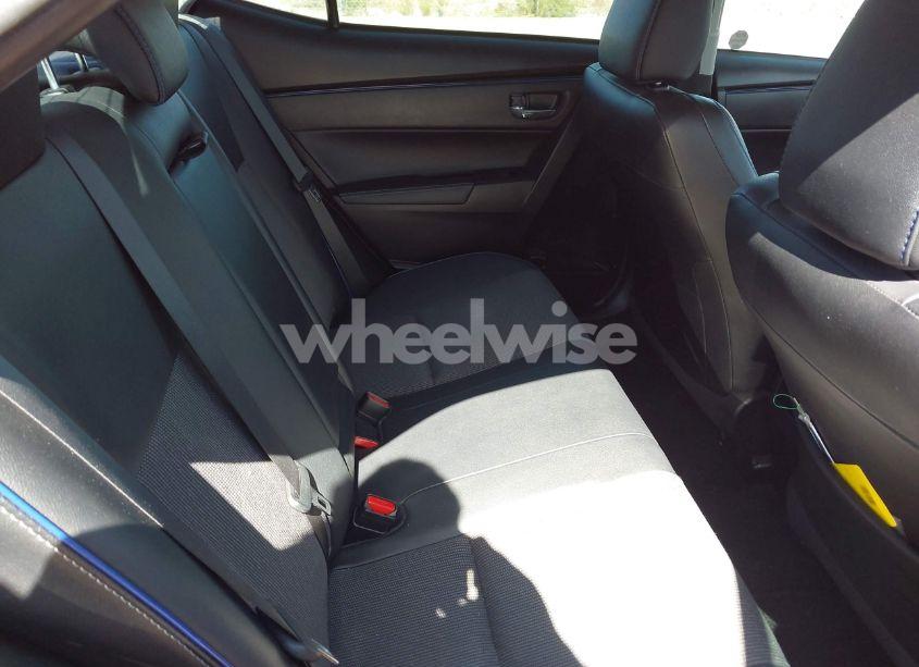 Photo 8 of 2018 Toyota Corolla SE (VIN 2T1BURHE6JC017619)