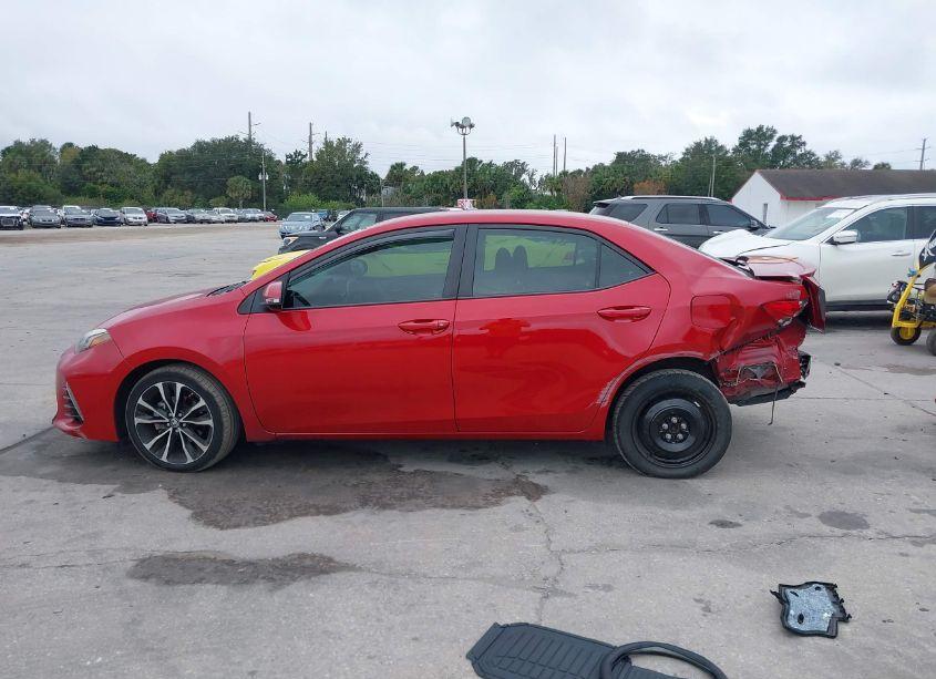Photo 14 of 2018 Toyota Corolla SE (VIN 2T1BURHE6JC022934)