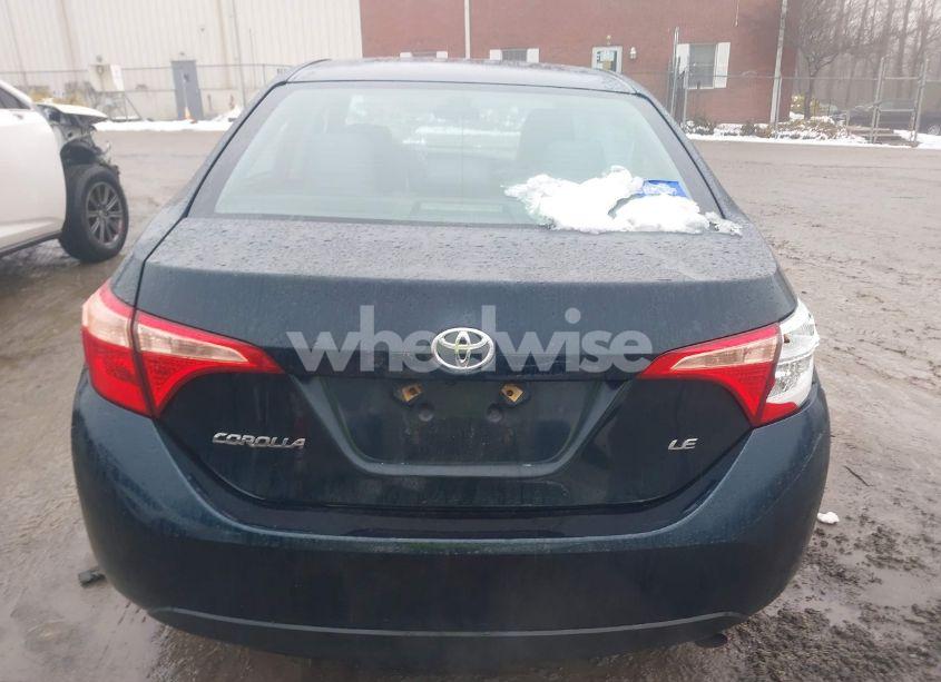 Photo 15 of 2018 Toyota Corolla LE (VIN 2T1BURHE6JC051933)