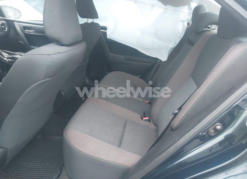 Photo 8 of 2018 Toyota Corolla LE (VIN 2T1BURHE6JC051933)