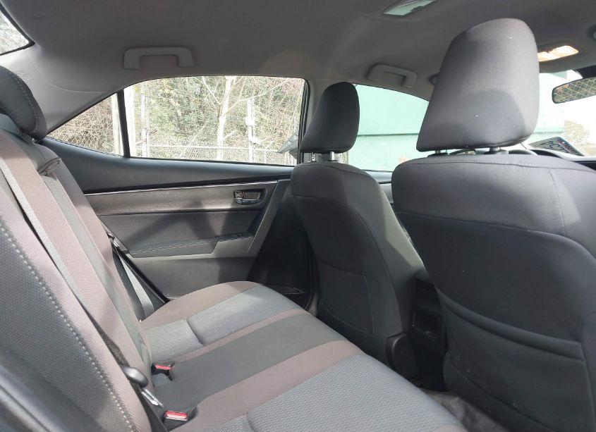 Photo 8 of 2018 Toyota Corolla LE (VIN 2T1BURHE6JC053343)