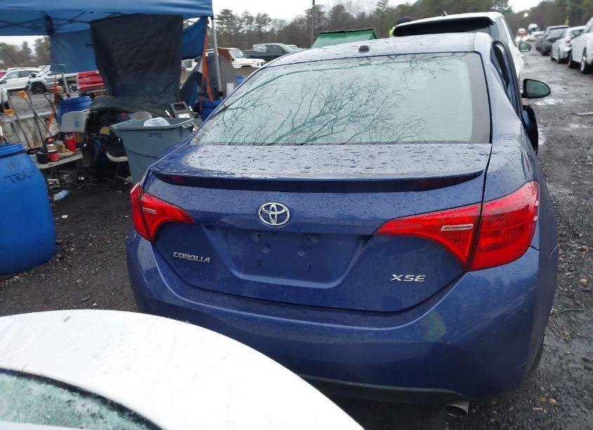Photo 16 of 2018 Toyota Corolla XSE (VIN 2T1BURHE6JC054136)
