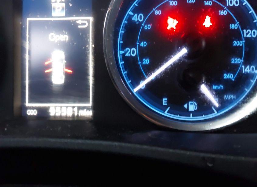 Photo 7 of 2018 Toyota Corolla XSE (VIN 2T1BURHE6JC054136)