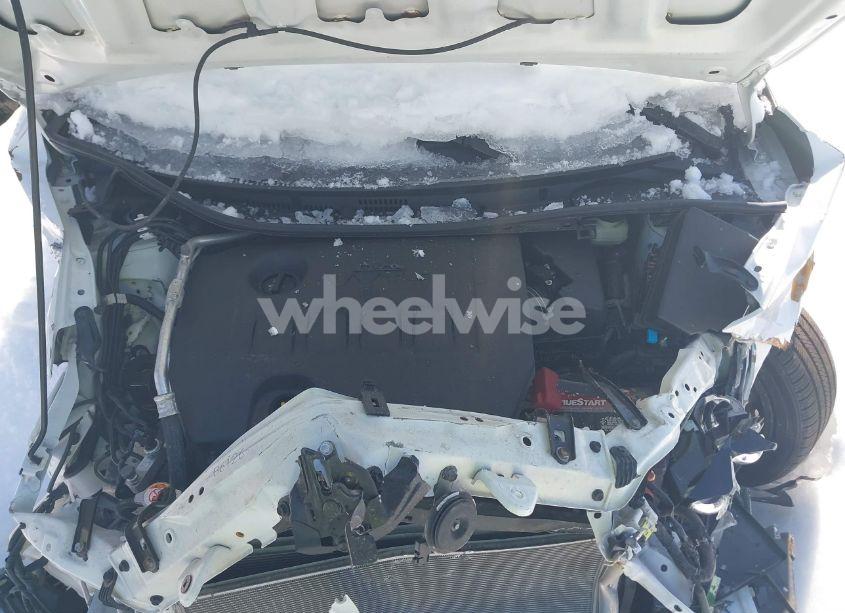 Photo 10 of 2018 Toyota Corolla SE (VIN 2T1BURHE6JC057943)