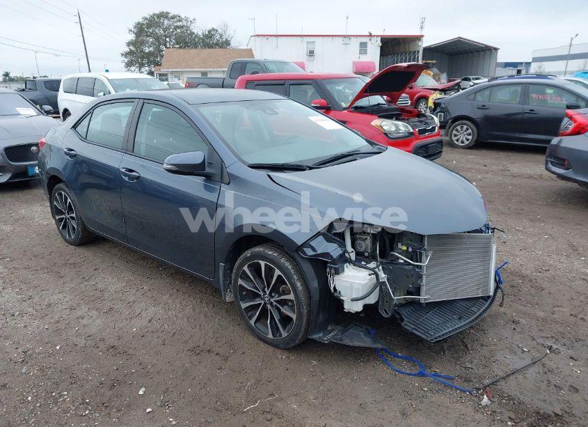 2018 Toyota Corolla SE (VIN 2T1BURHE6JC069154) main photo