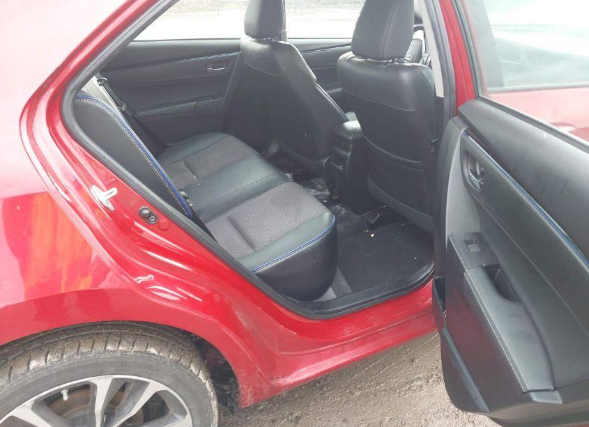 Photo 8 of 2018 Toyota Corolla SE (VIN 2T1BURHE6JC073415)