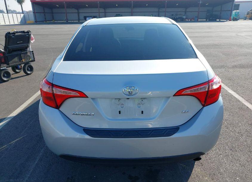 Photo 17 of 2018 Toyota Corolla LE (VIN 2T1BURHE6JC083765)
