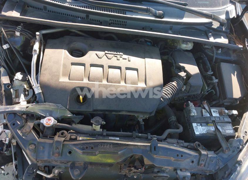 Photo 10 of 2018 Toyota Corolla SE (VIN 2T1BURHE6JC089551)