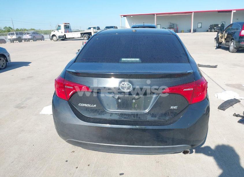 Photo 17 of 2018 Toyota Corolla SE (VIN 2T1BURHE6JC089551)