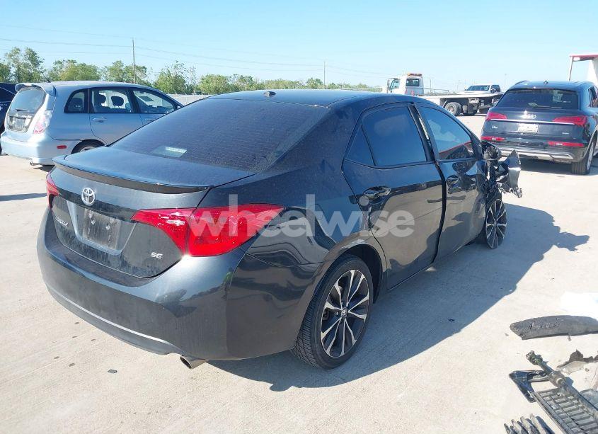 Photo 4 of 2018 Toyota Corolla SE (VIN 2T1BURHE6JC089551)