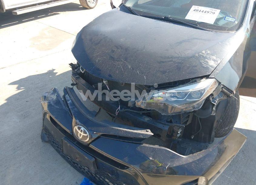 Photo 6 of 2018 Toyota Corolla SE (VIN 2T1BURHE6JC089551)