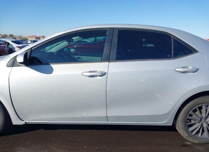 Photo 14 of 2018 Toyota Corolla LE (VIN 2T1BURHE6JC090392)
