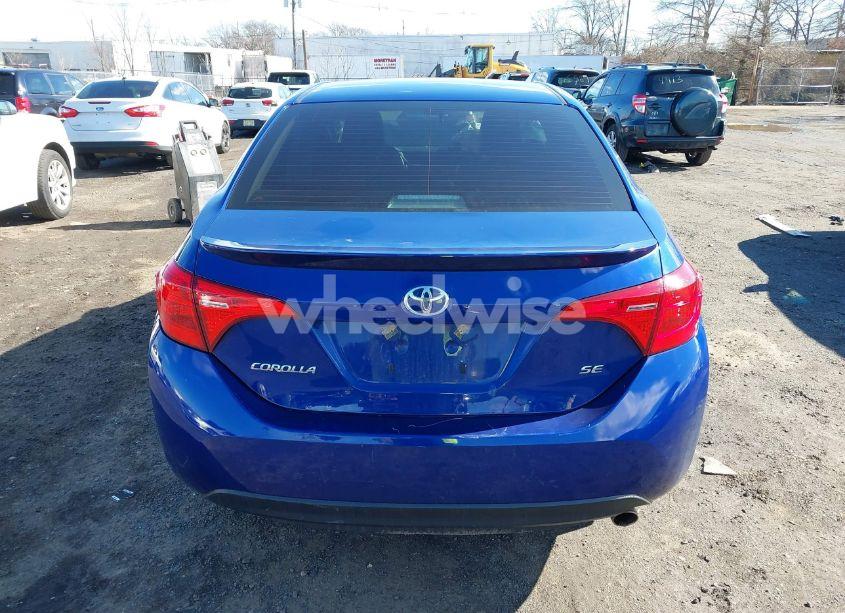 Photo 16 of 2018 Toyota Corolla SE (VIN 2T1BURHE6JC093468)