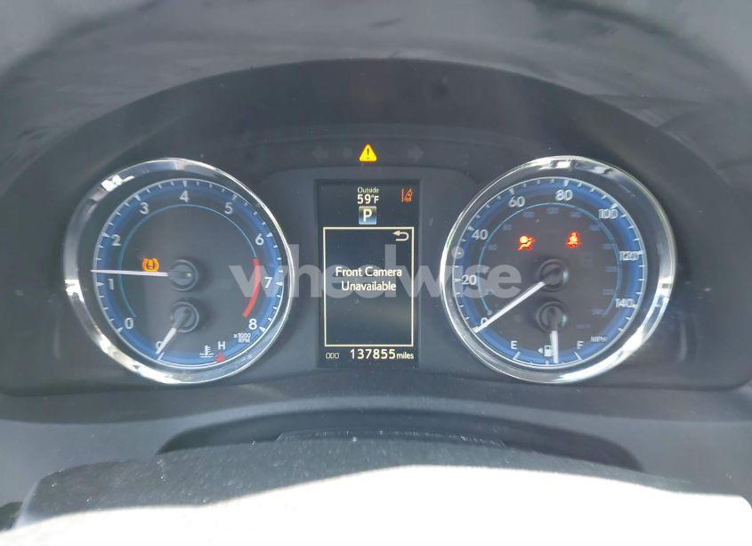 Photo 7 of 2018 Toyota Corolla SE (VIN 2T1BURHE6JC093468)