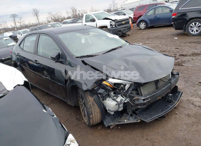 2018 Toyota Corolla SE (VIN 2T1BURHE6JC101018) main photo