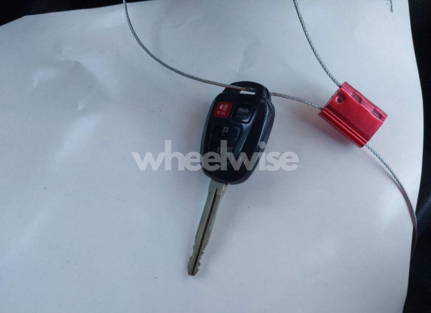 Photo 11 of 2018 Toyota Corolla LE (VIN 2T1BURHE6JC108096)