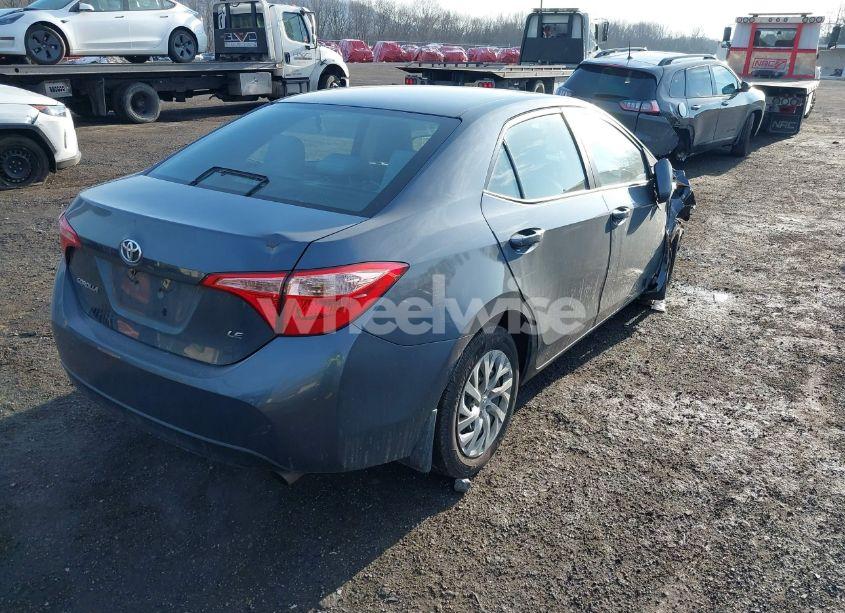 Photo 4 of 2018 Toyota Corolla LE (VIN 2T1BURHE6JC115064)