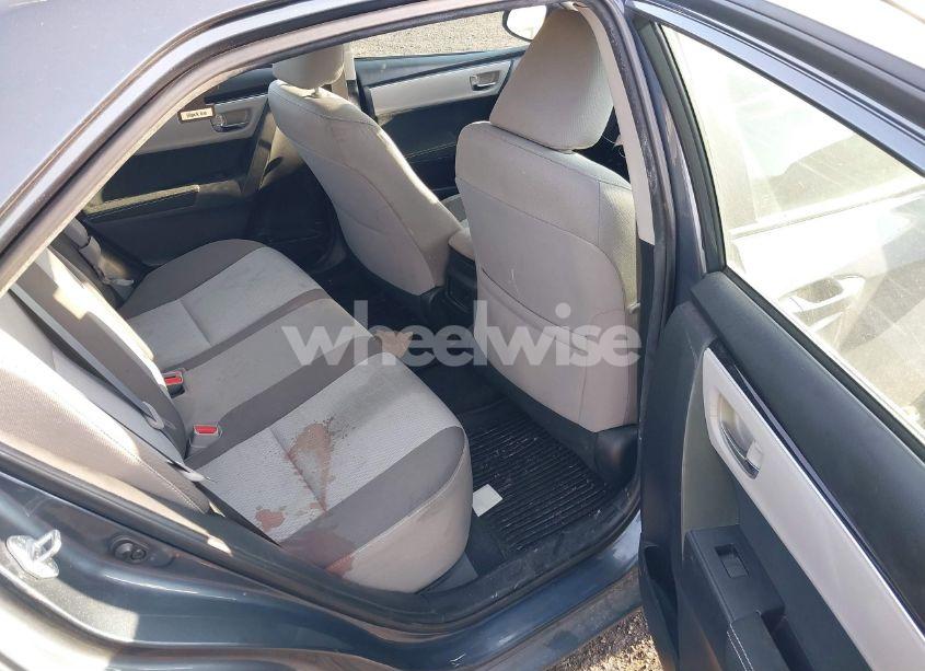 Photo 8 of 2018 Toyota Corolla LE (VIN 2T1BURHE6JC115064)