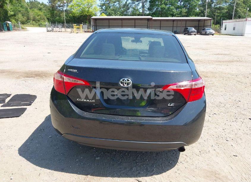 Photo 15 of 2018 Toyota Corolla L/LE/SE/XLE/XSE (VIN 2T1BURHE6JC963879)