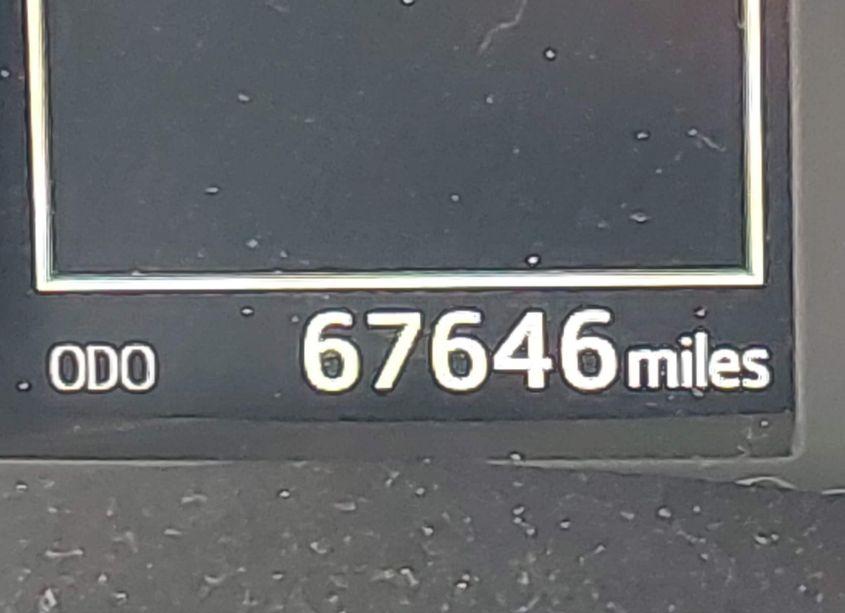 Photo 16 of 2018 Toyota Corolla L/LE/XLE/SE/XSE (VIN 2T1BURHE6JC965843)