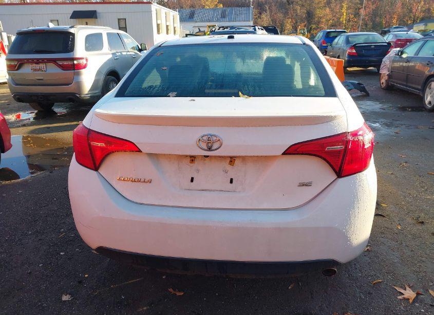 Photo 17 of 2018 Toyota Corolla L/LE/XLE/SE/XSE (VIN 2T1BURHE6JC965843)