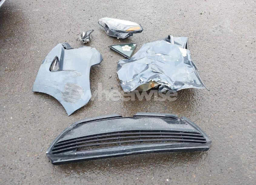 Photo 12 of 2018 Toyota Corolla XLE (VIN 2T1BURHE6JC970833)