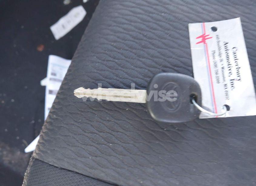 Photo 11 of 2018 Toyota Corolla LE (VIN 2T1BURHE6JC981654)