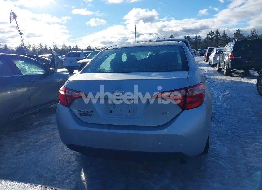 Photo 17 of 2018 Toyota Corolla LE (VIN 2T1BURHE6JC981654)