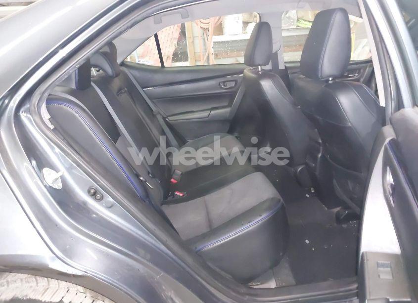 Photo 8 of 2018 Toyota Corolla SE (VIN 2T1BURHE6JC982450)