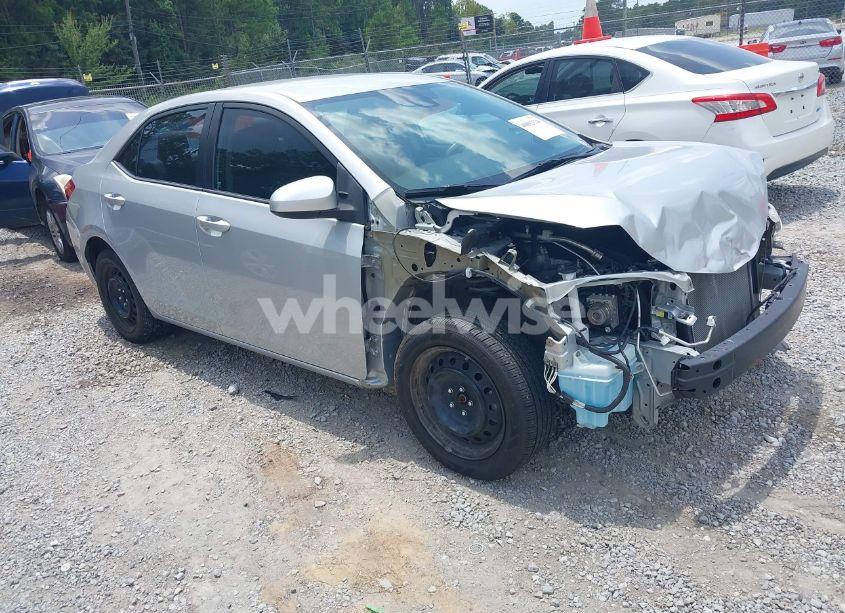 2018 Toyota Corolla LE (VIN 2T1BURHE6JC984747) main photo