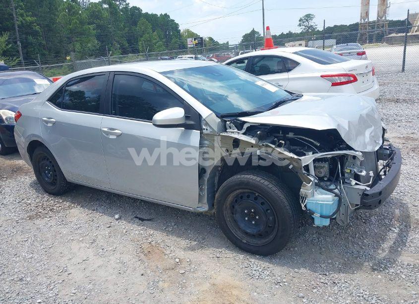 Photo 14 of 2018 Toyota Corolla LE (VIN 2T1BURHE6JC984747)