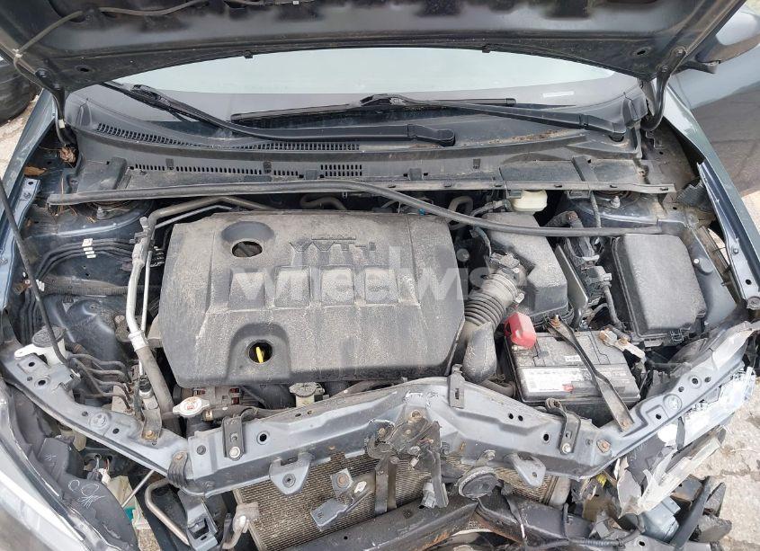 Photo 10 of 2018 Toyota Corolla LE (VIN 2T1BURHE6JC986644)