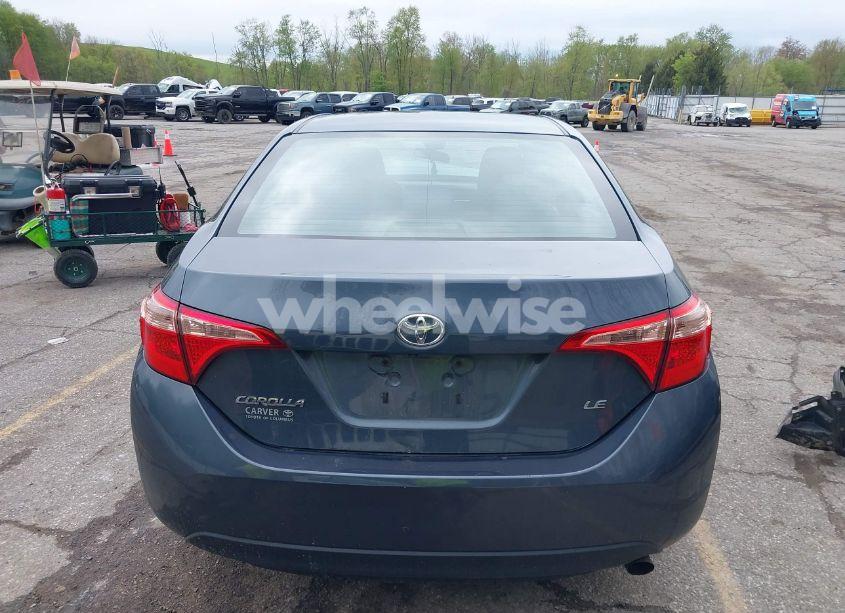 Photo 16 of 2018 Toyota Corolla LE (VIN 2T1BURHE6JC986644)