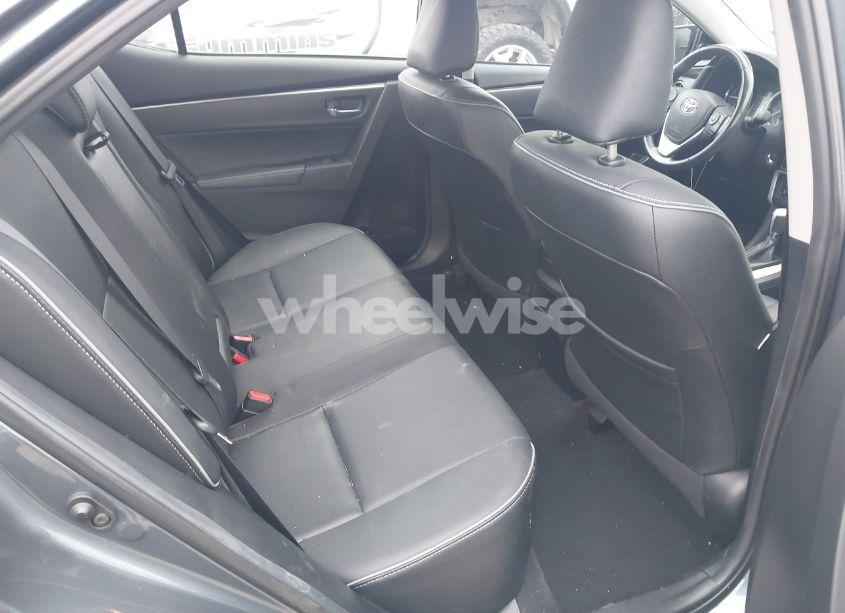 Photo 8 of 2018 Toyota Corolla XLE (VIN 2T1BURHE6JC992038)