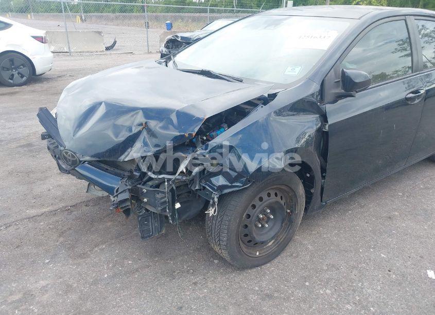 Photo 6 of 2018 Toyota Corolla LE (VIN 2T1BURHE6JC995411)