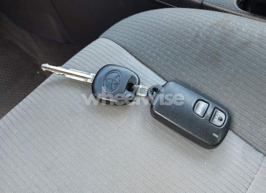 Photo 11 of 2019 Toyota Corolla L (VIN 2T1BURHE6KC127457)