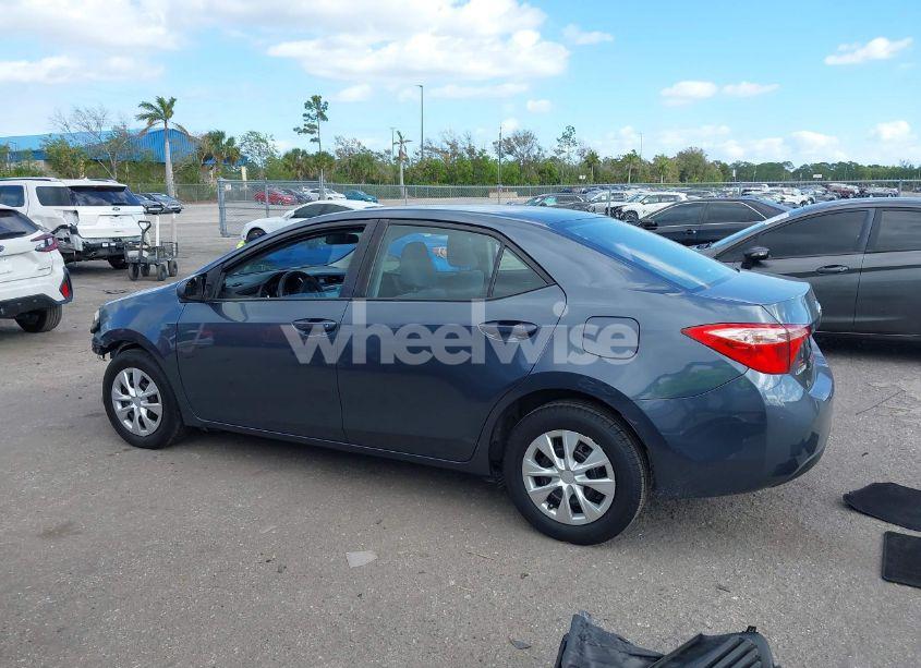 Photo 14 of 2019 Toyota Corolla L (VIN 2T1BURHE6KC127457)