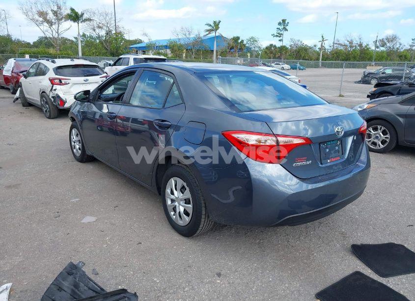 Photo 3 of 2019 Toyota Corolla L (VIN 2T1BURHE6KC127457)