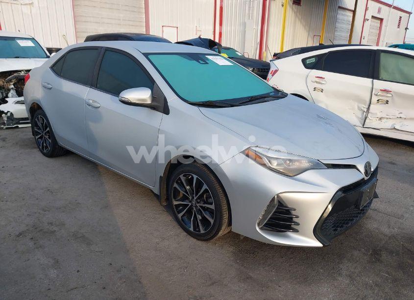 2019 Toyota Corolla SE (VIN 2T1BURHE6KC142573) main photo