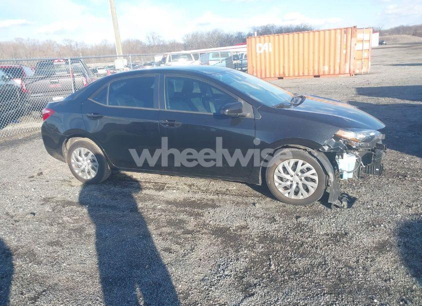 Photo 13 of 2019 Toyota Corolla LE (VIN 2T1BURHE6KC155100)